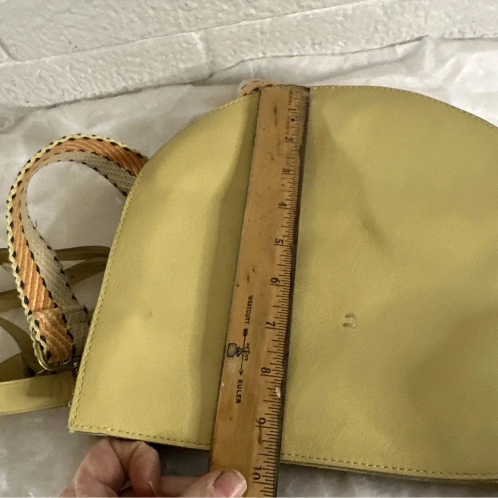 Madewell Yellow Leather BAG PURSE CROSSBODY EUC 2 Interchangable straps
